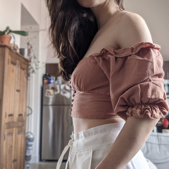 ****SOLD*****Fanco Puff Sleeve Crop Top - Picture 2 of 5